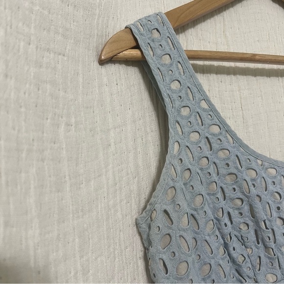 LOFT 100% Cotton Eyelet Lace Sleeveless Overlay size 4P - Picture 9 of 9